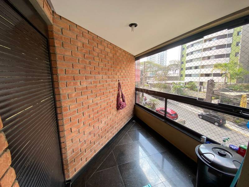 Apartamento à venda com 3 quartos, 127m² - Foto 1