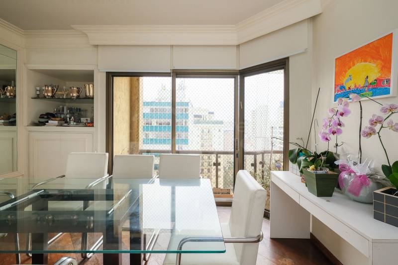 Apartamento à venda com 4 quartos, 270m² - Foto 6