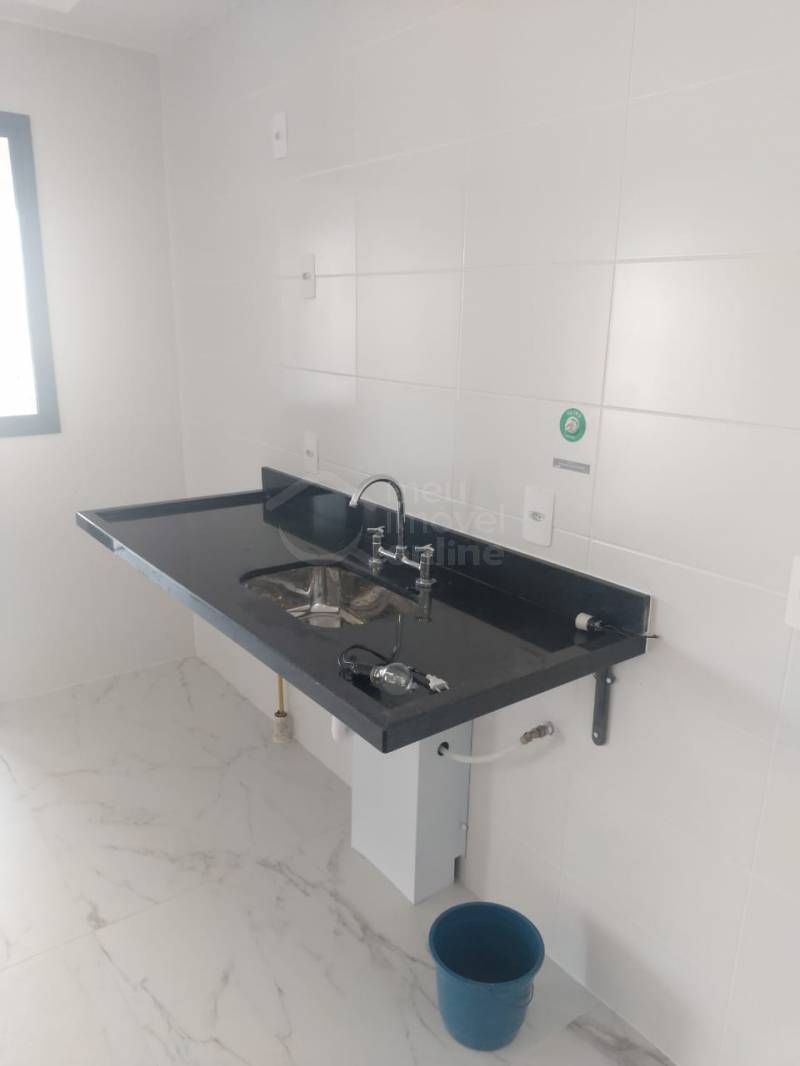 Apartamento à venda com 3 quartos, 84m² - Foto 18